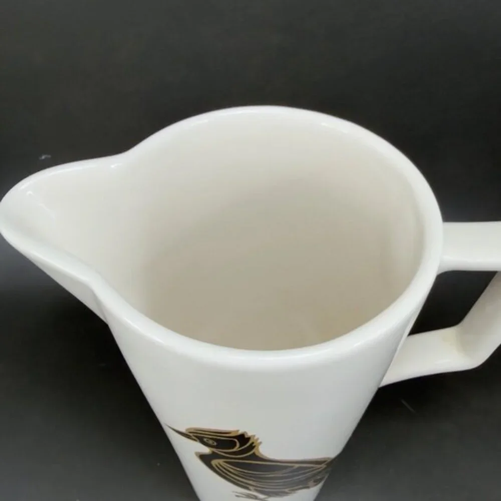 Patch‎ NYC Target Pitcher Woodpecker Black Bird Woodland 48 oz 6 cup Stoneware